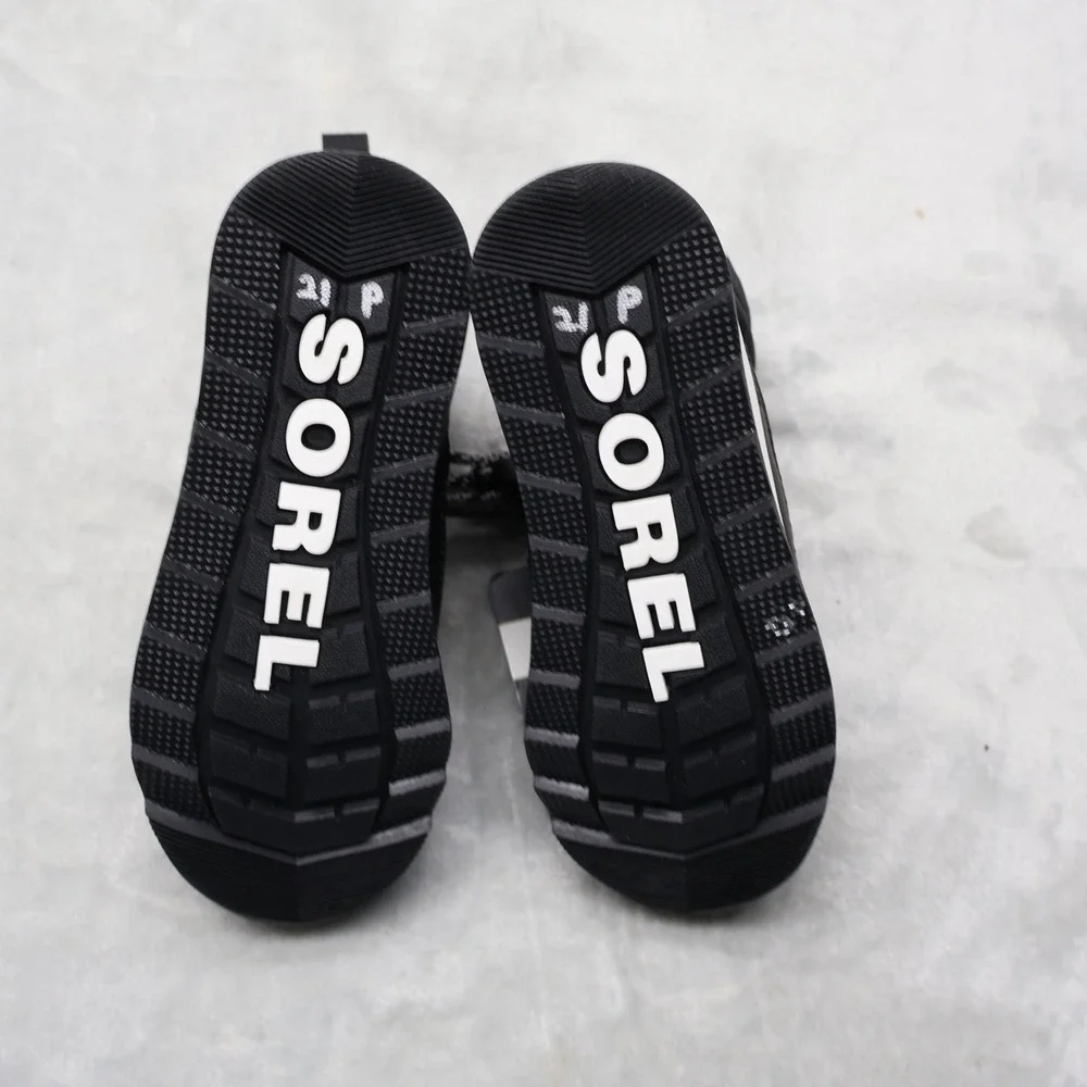 Sorel Kids 13 Boots Black Whitney II Puffy Short Lace Insulated Waterproof NWD